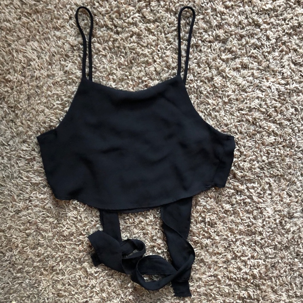 Black tie up crop top